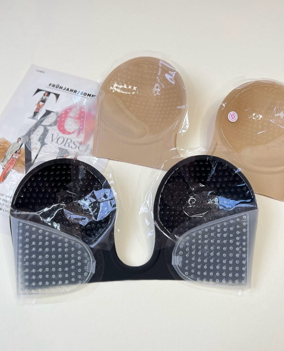 سوتین چسبی پلانچ U شکل